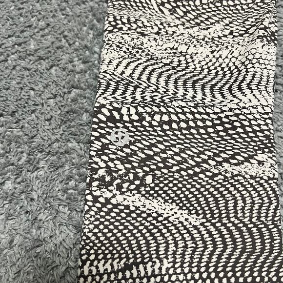 Lululemon Fast Free 7/8 Tight II Womens 6 Meisai White Black Reflective Nulux - Picture 4 of 8